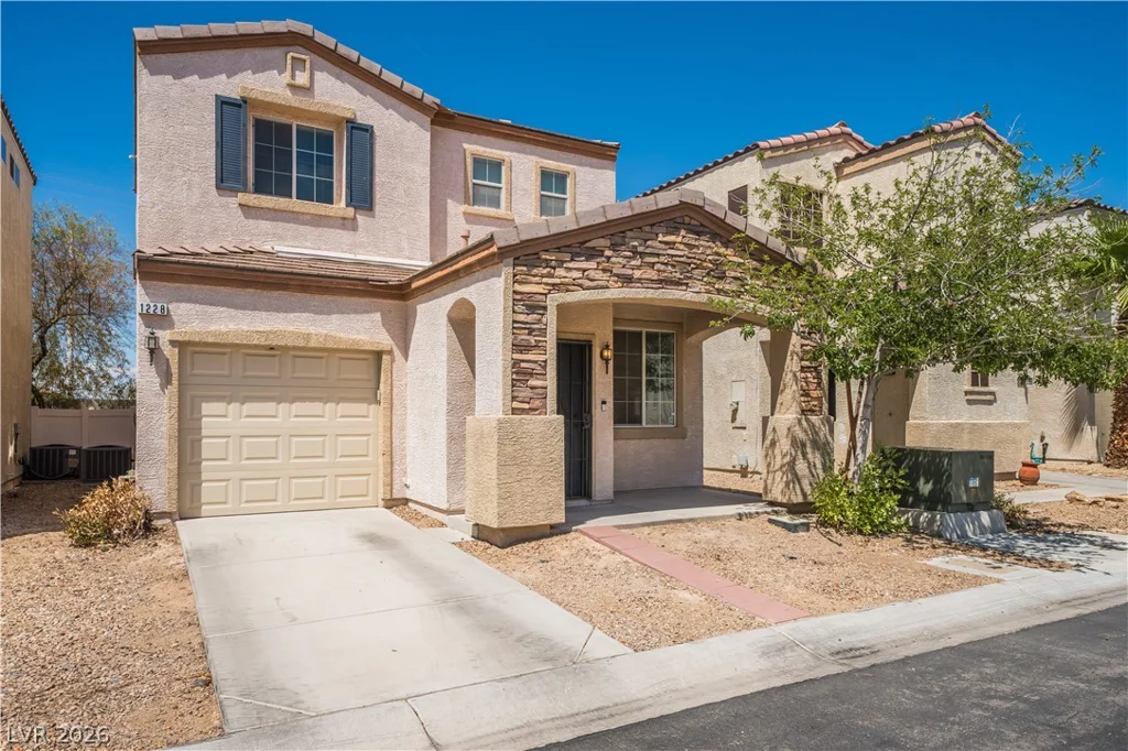 1228 Oak Village, Las Vegas, NV 89183