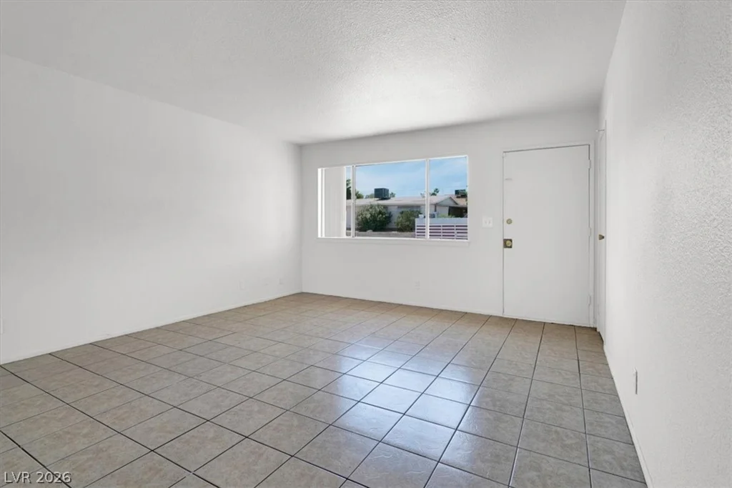 2805 Sultana, Las Vegas, NV 89102