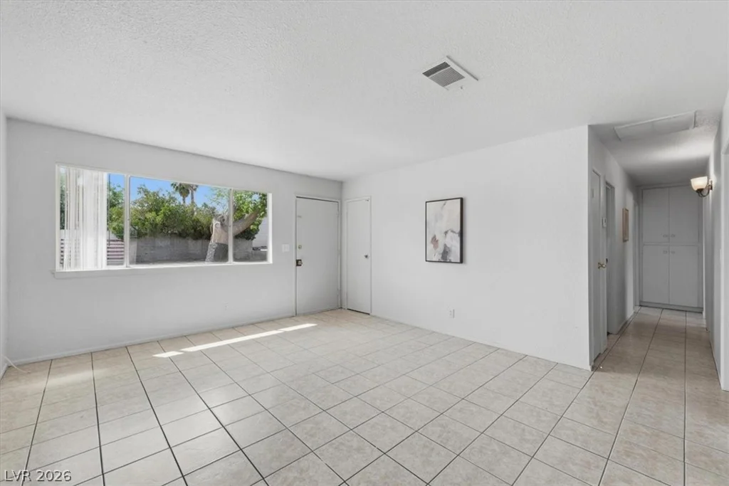 2805 Sultana, Las Vegas, NV 89102