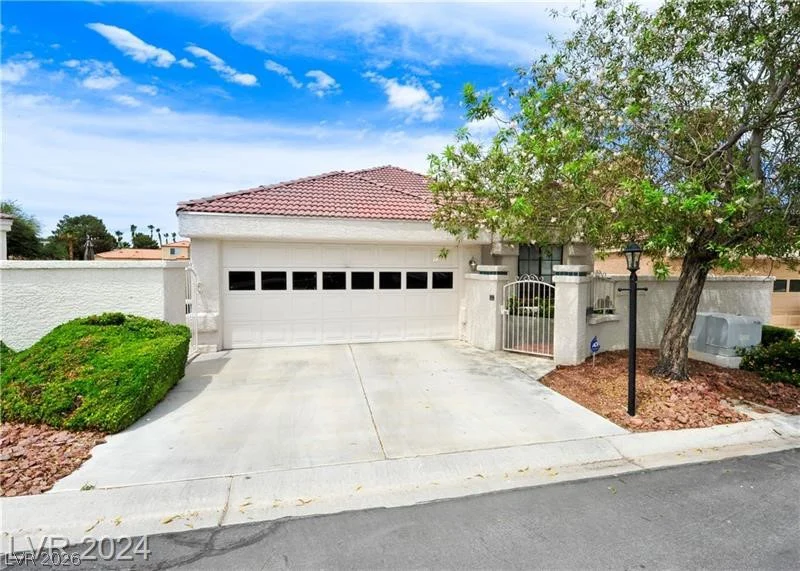 7268 Drifting River, Las Vegas, NV 89149