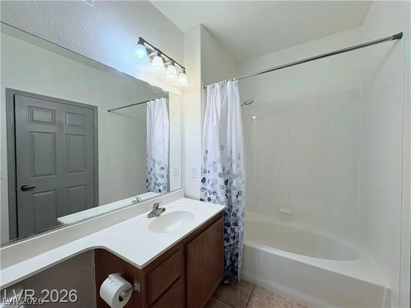1405 Nellis, Las Vegas, NV 89104