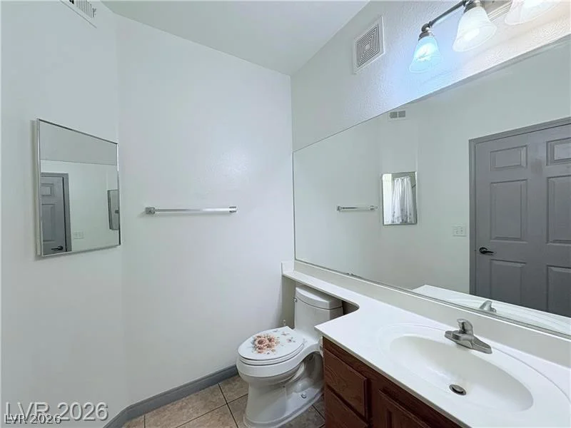 1405 Nellis, Las Vegas, NV 89104