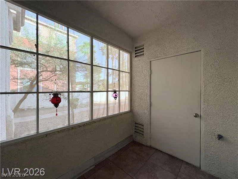 1405 Nellis, Las Vegas, NV 89104