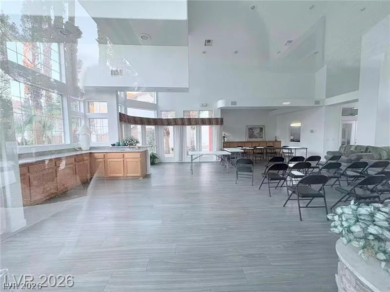 1405 Nellis, Las Vegas, NV 89104