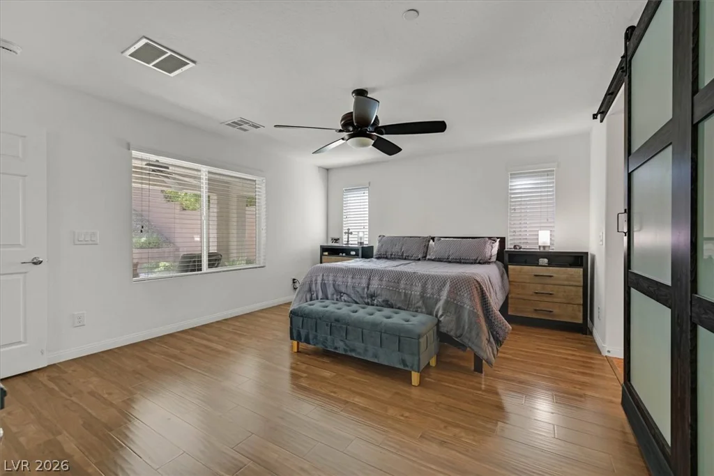 917 Carson Bluff, Henderson, NV 89012