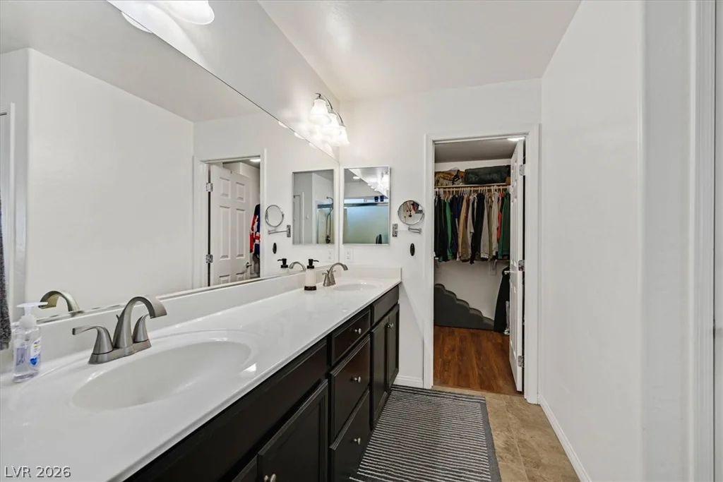 917 Carson Bluff, Henderson, NV 89012
