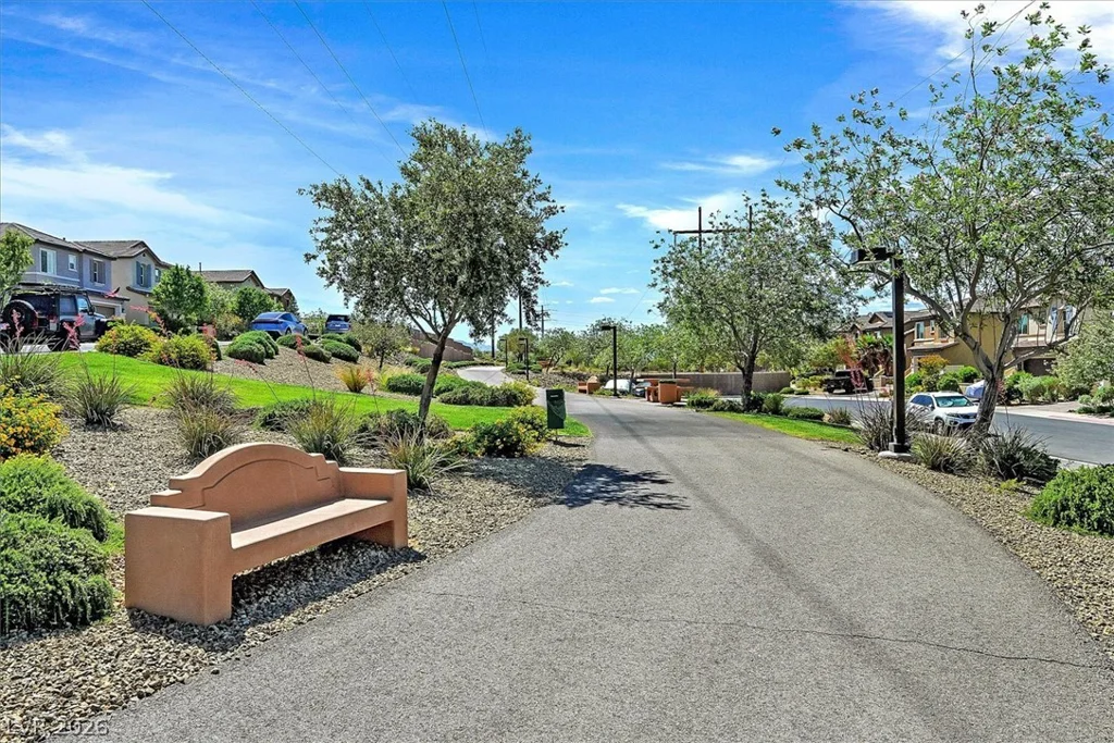 917 Carson Bluff, Henderson, NV 89012