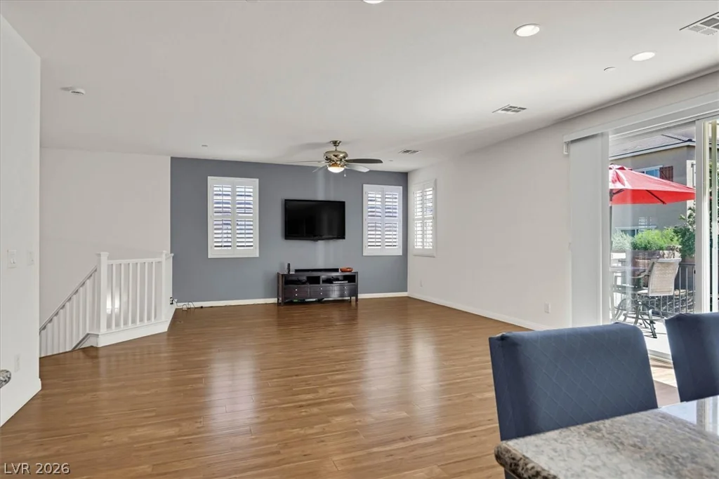 917 Carson Bluff, Henderson, NV 89012