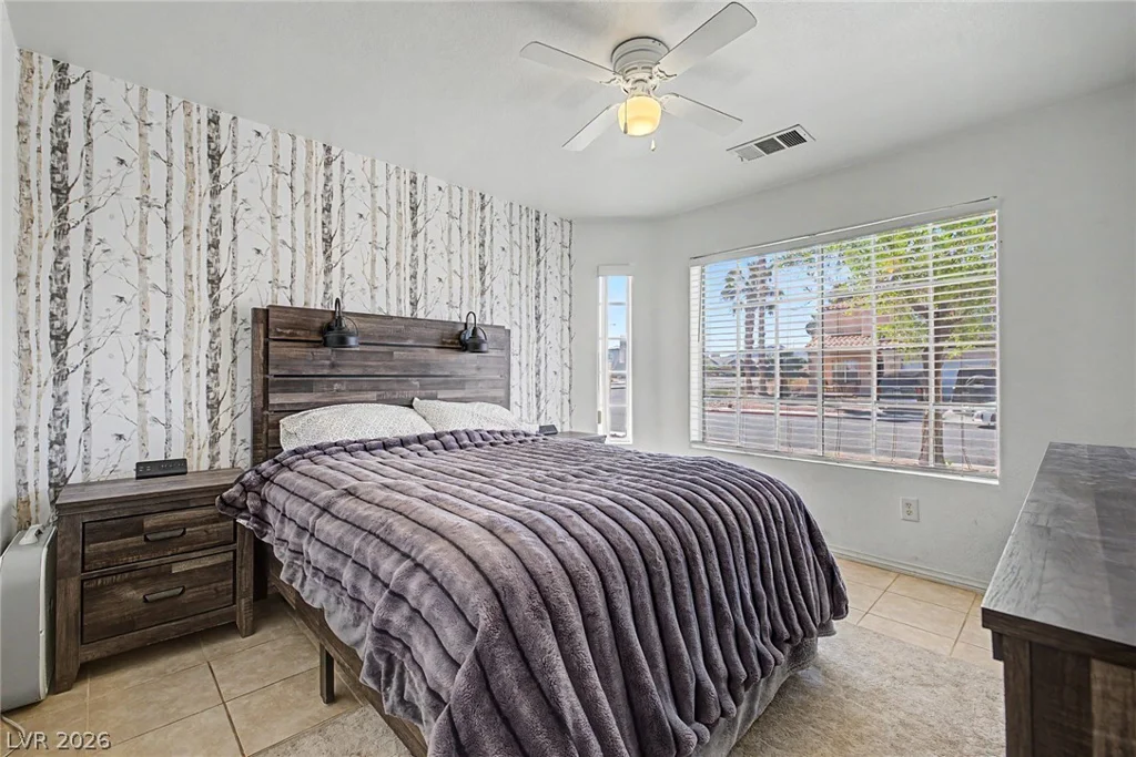 998 Trackers Glen, Henderson, NV 89015