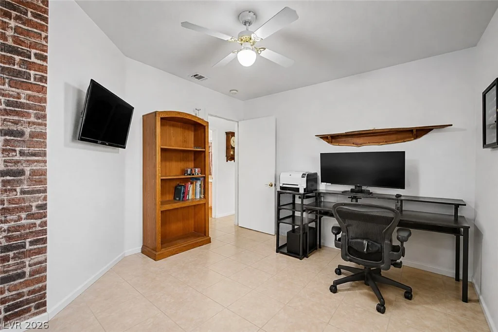 998 Trackers Glen, Henderson, NV 89015