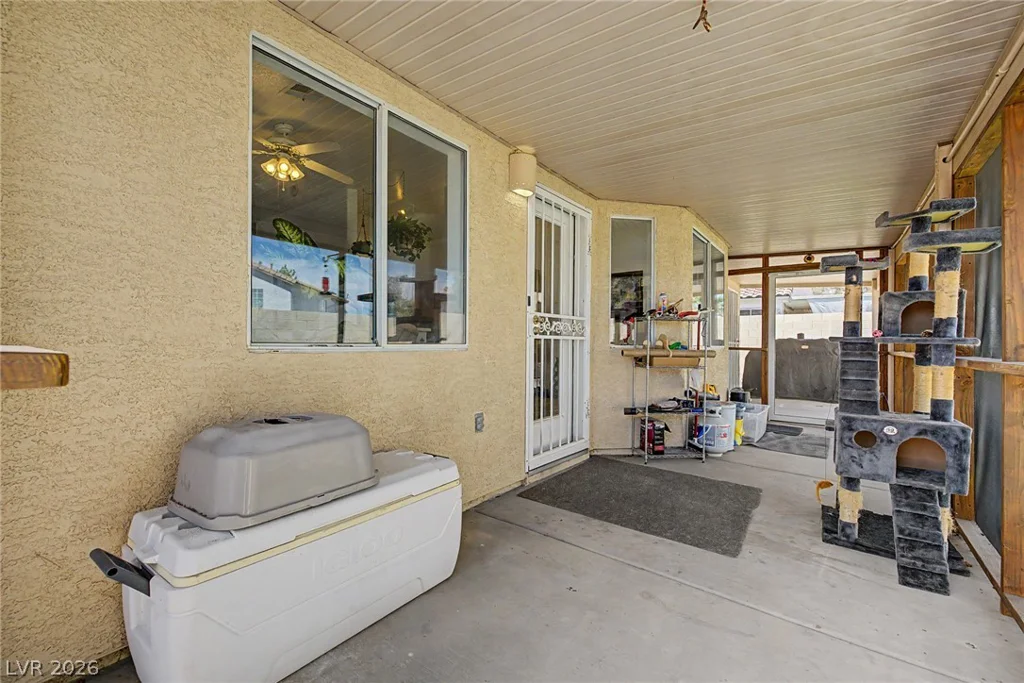 998 Trackers Glen, Henderson, NV 89015