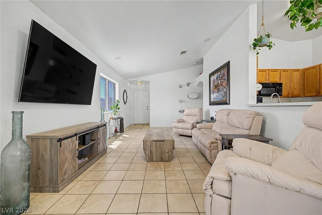 998 Trackers Glen, Henderson, NV 89015