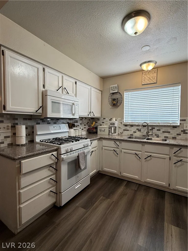 5313 Lambrook, Las Vegas, NV 89130