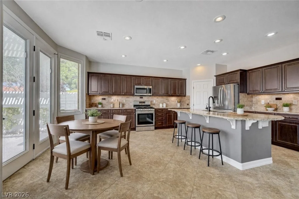 220 Dewhurst, Las Vegas, NV 89123