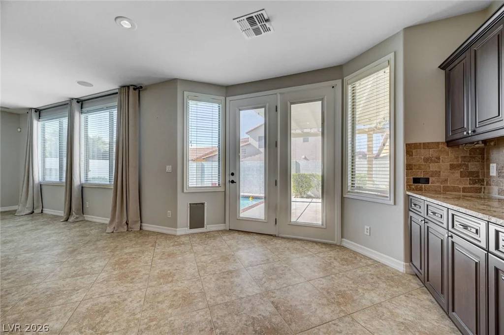 220 Dewhurst, Las Vegas, NV 89123