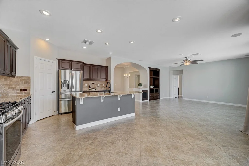 220 Dewhurst, Las Vegas, NV 89123