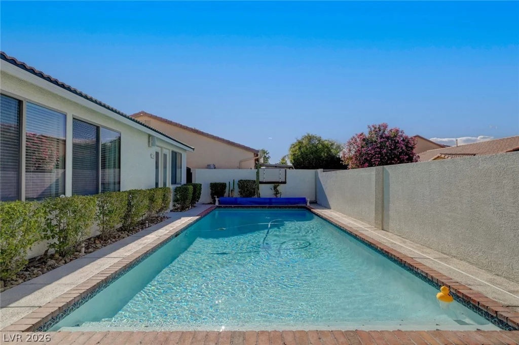 220 Dewhurst, Las Vegas, NV 89123