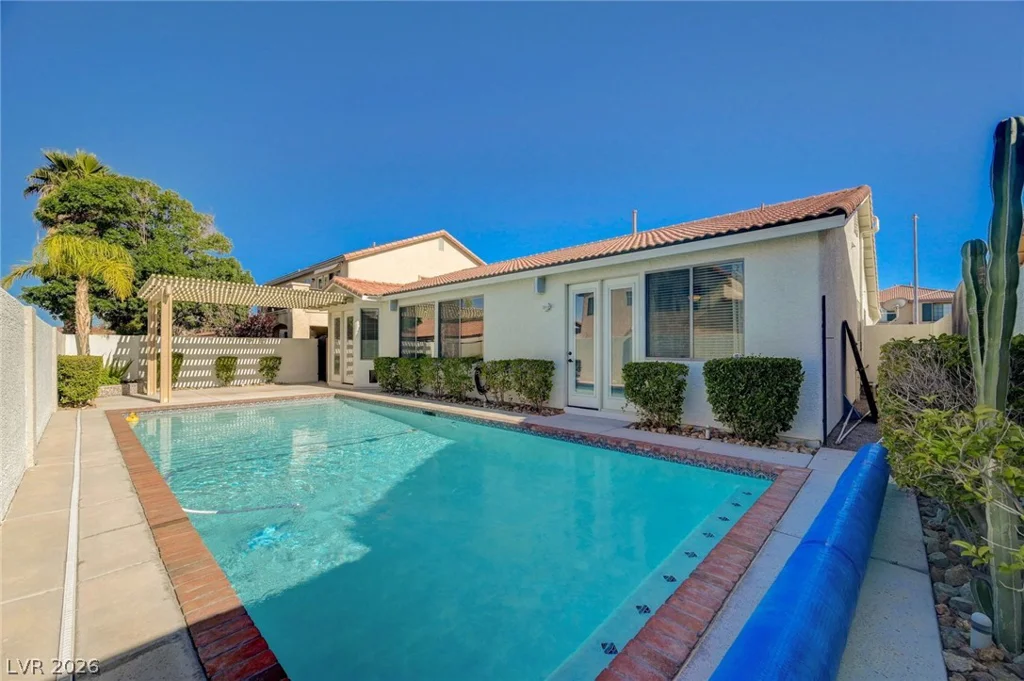 220 Dewhurst, Las Vegas, NV 89123