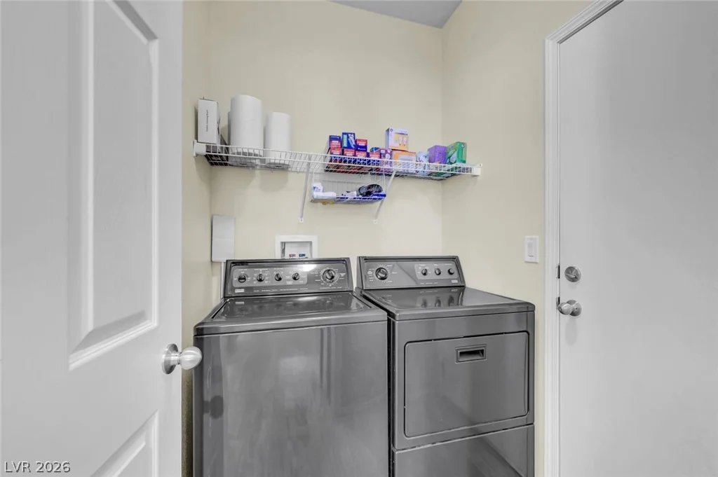 2460 Summer Home, Las Vegas, NV 89135