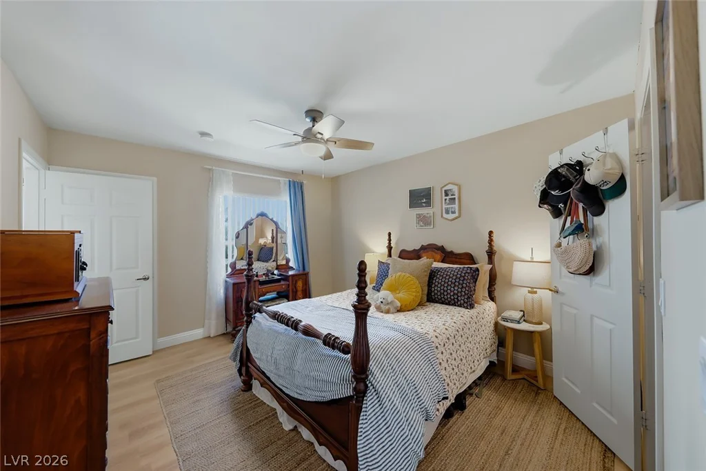 8000 Badura, Las Vegas, NV 89113