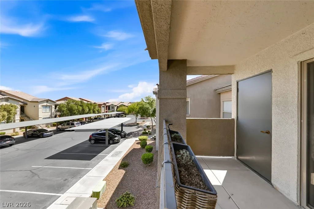 8000 Badura, Las Vegas, NV 89113