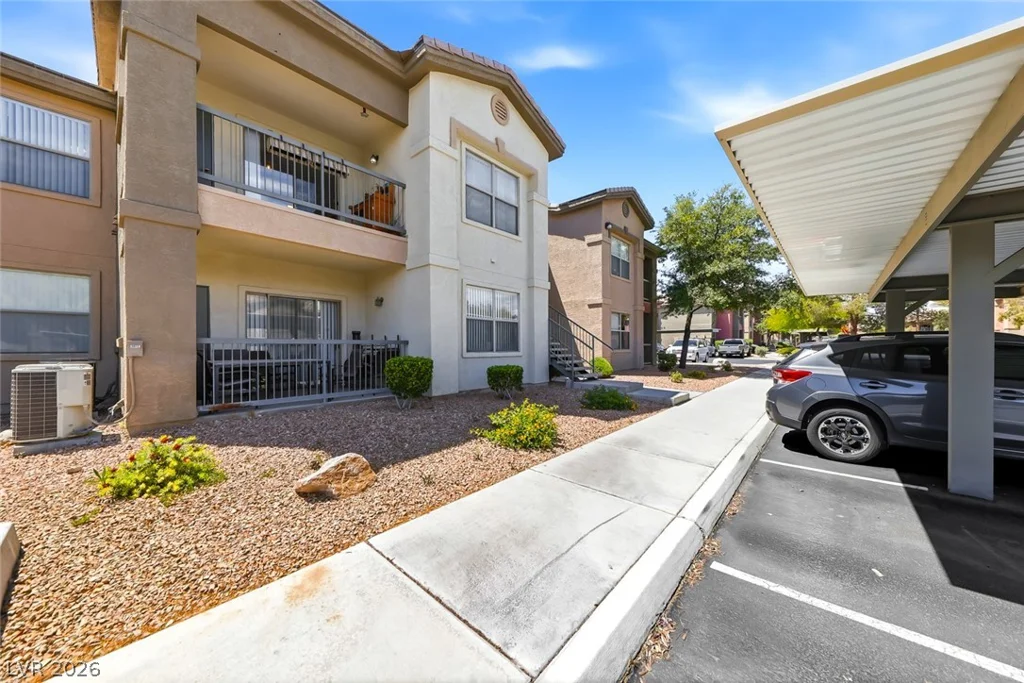 8000 Badura, Las Vegas, NV 89113
