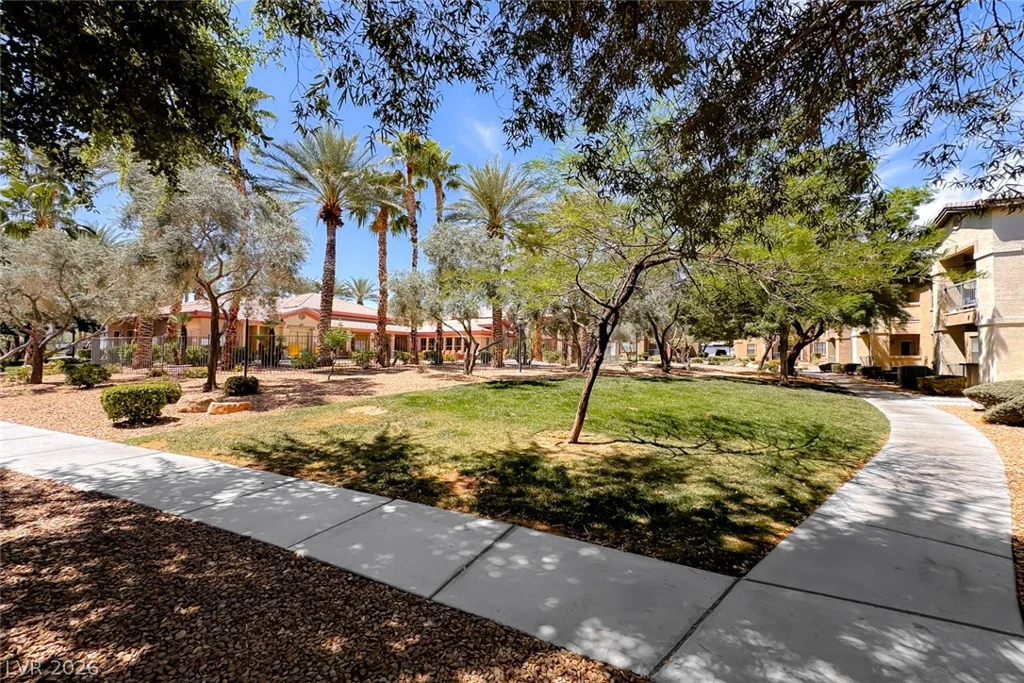 8000 Badura, Las Vegas, NV 89113