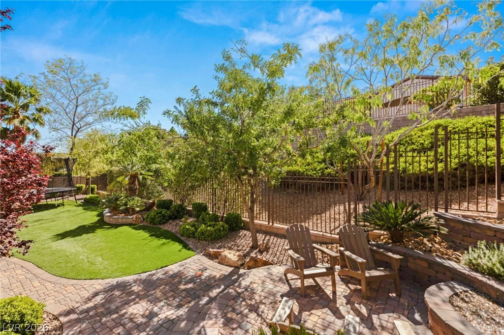 725 Porto Mio, Las Vegas, NV 89138