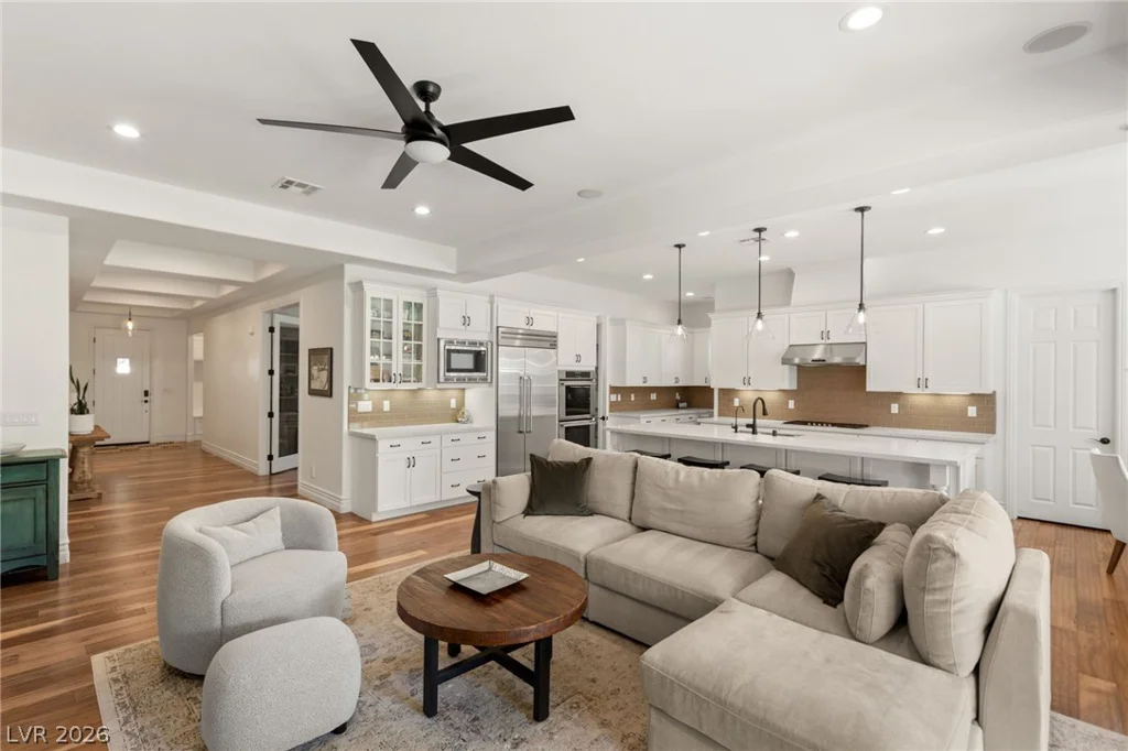 725 Porto Mio, Las Vegas, NV 89138