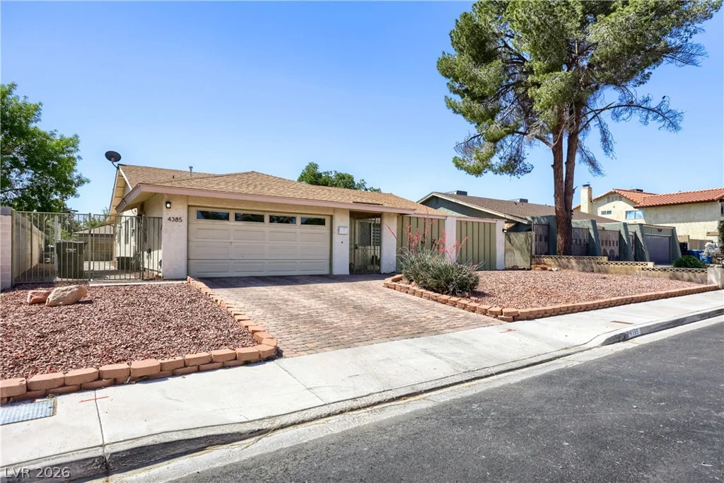 4385 Cartegena, Las Vegas, NV 89121