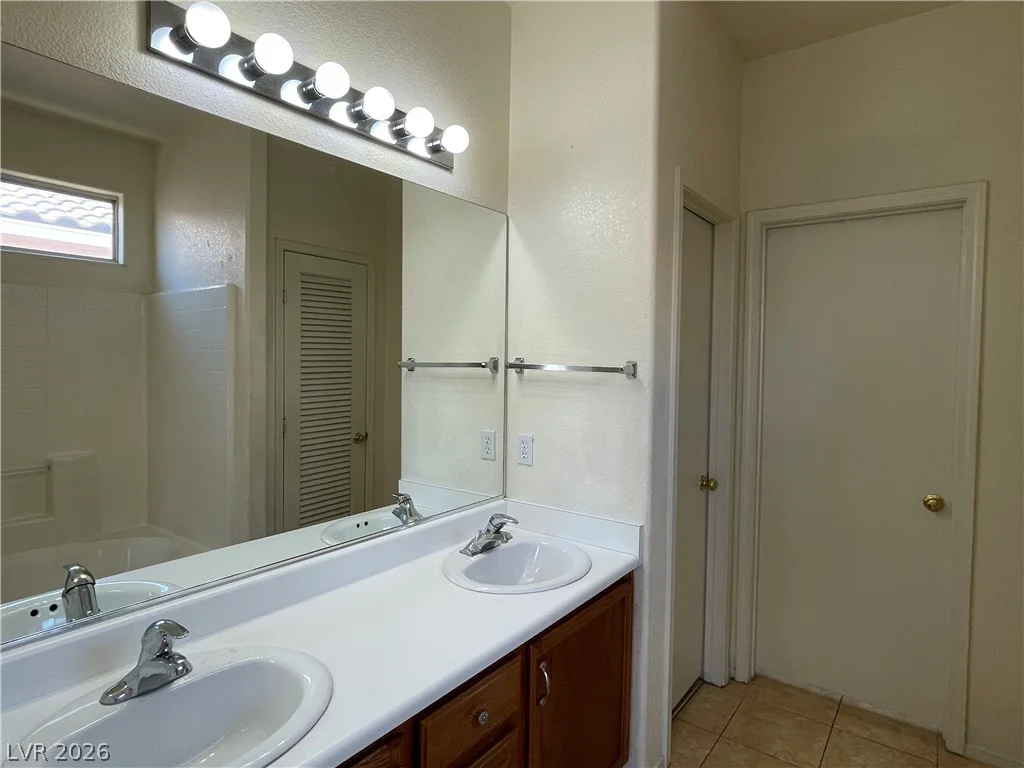 4946 Droubay, Las Vegas, NV 89122