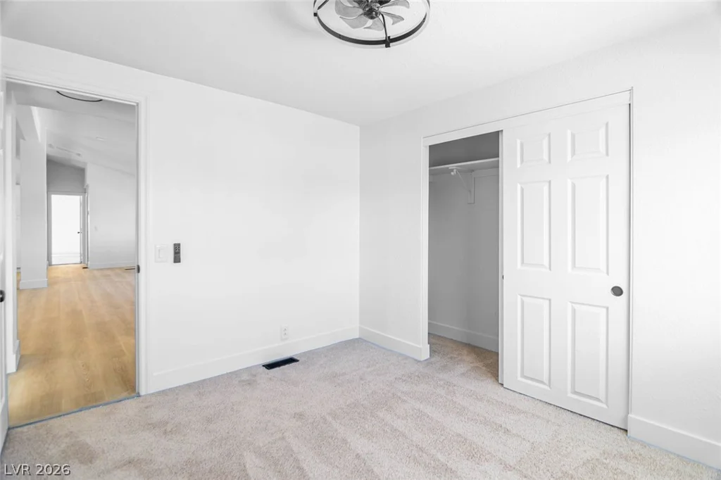 6094 Carlsbad, Las Vegas, NV 89156