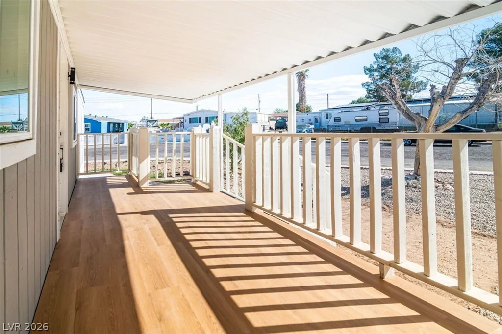 6094 Carlsbad, Las Vegas, NV 89156