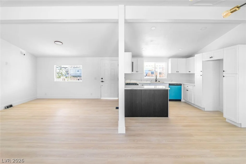 6094 Carlsbad, Las Vegas, NV 89156