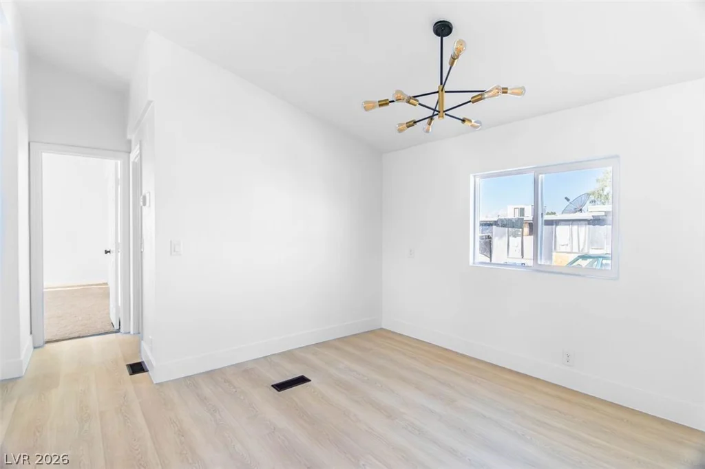 6094 Carlsbad, Las Vegas, NV 89156