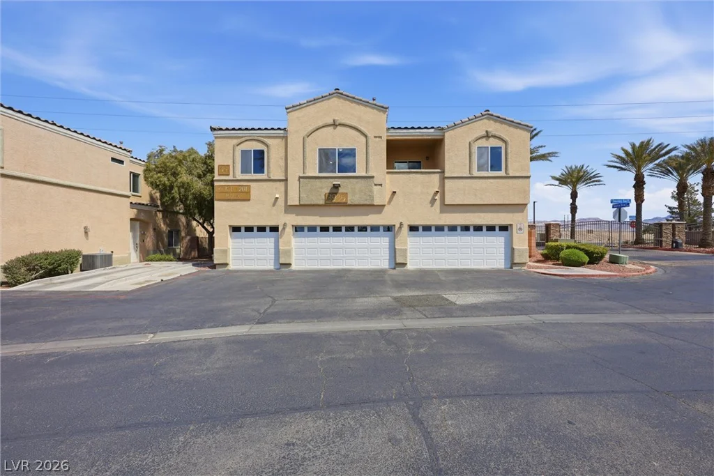 3936 Smokey Fog, North Las Vegas, NV 89081