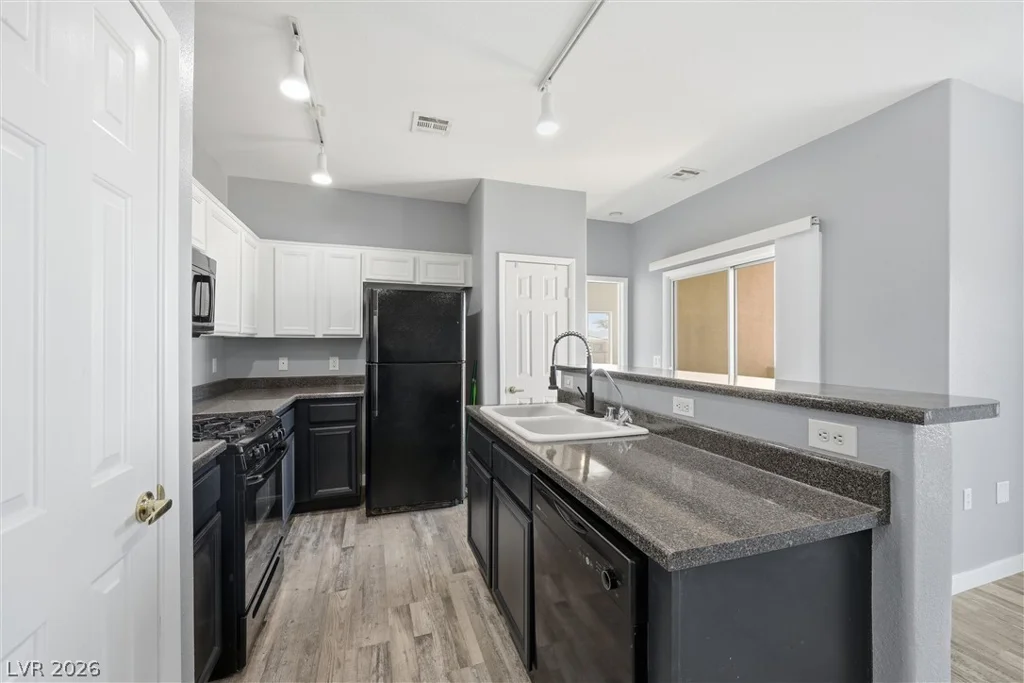 3936 Smokey Fog, North Las Vegas, NV 89081