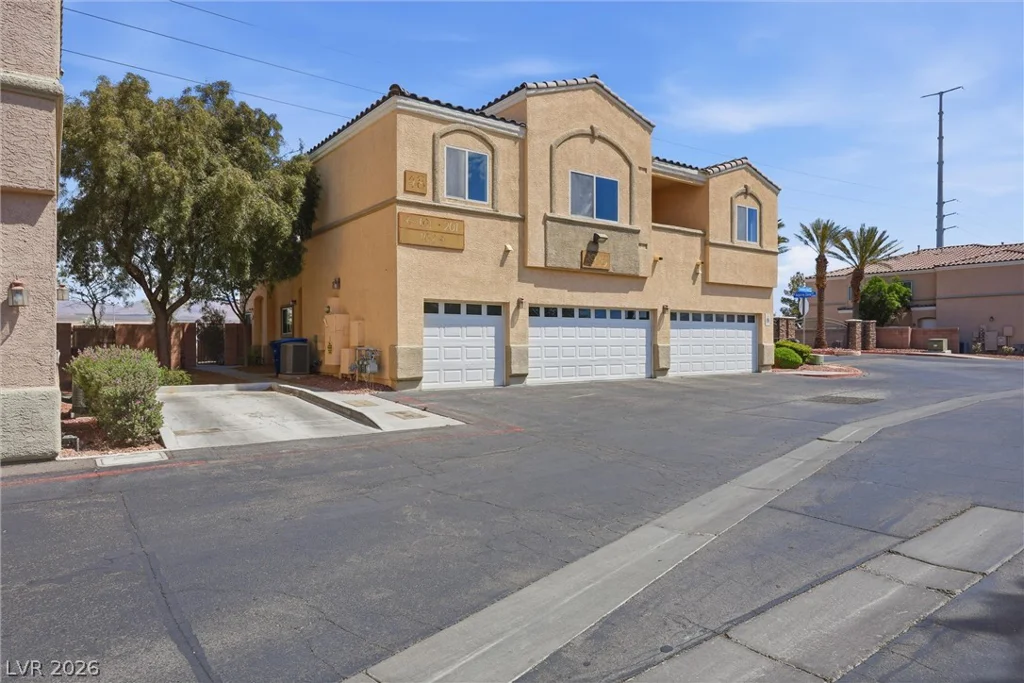 3936 Smokey Fog, North Las Vegas, NV 89081