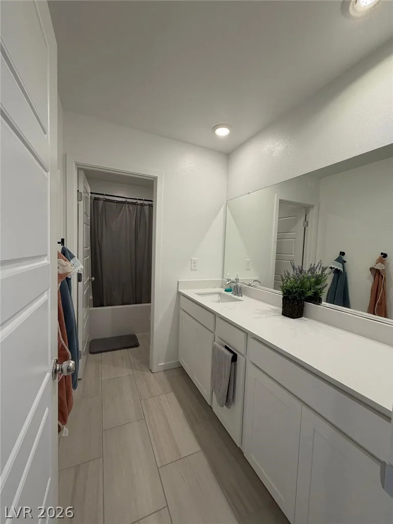 9317 Davis Falls, Las Vegas, NV 89143
