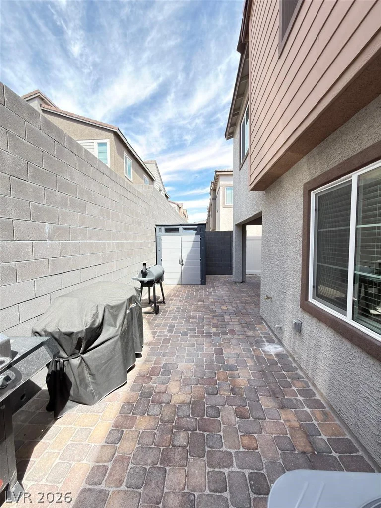 9317 Davis Falls, Las Vegas, NV 89143