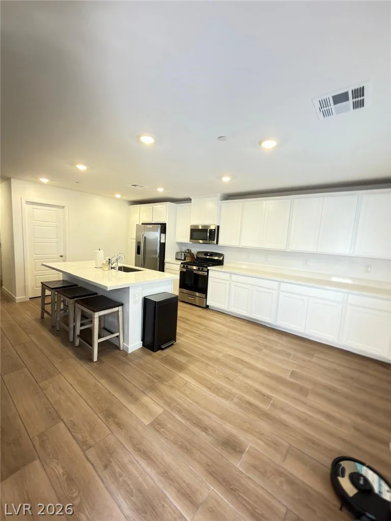 9317 Davis Falls, Las Vegas, NV 89143