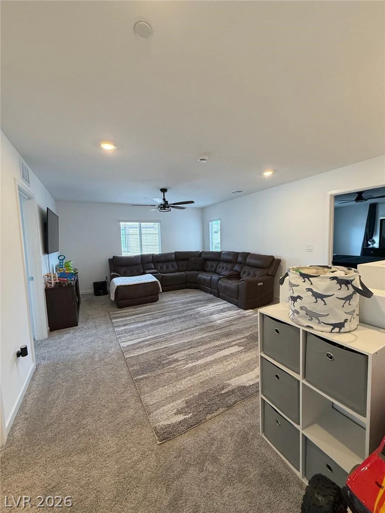 9317 Davis Falls, Las Vegas, NV 89143