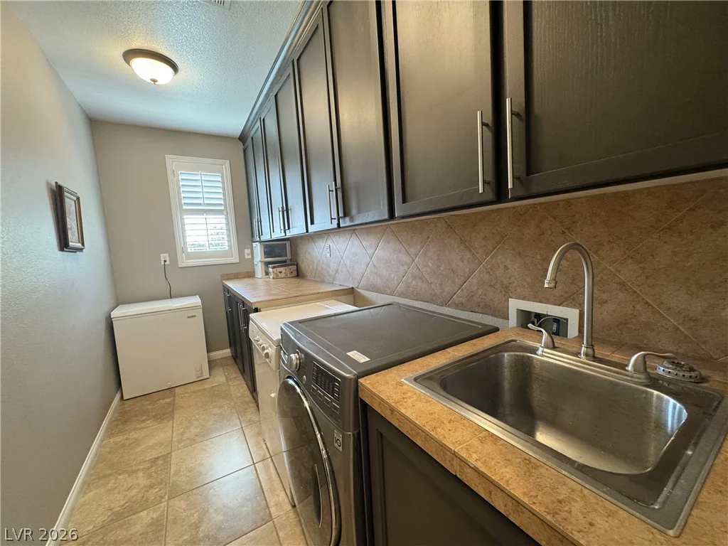 8804 Willow Cabin, Las Vegas, NV 89131