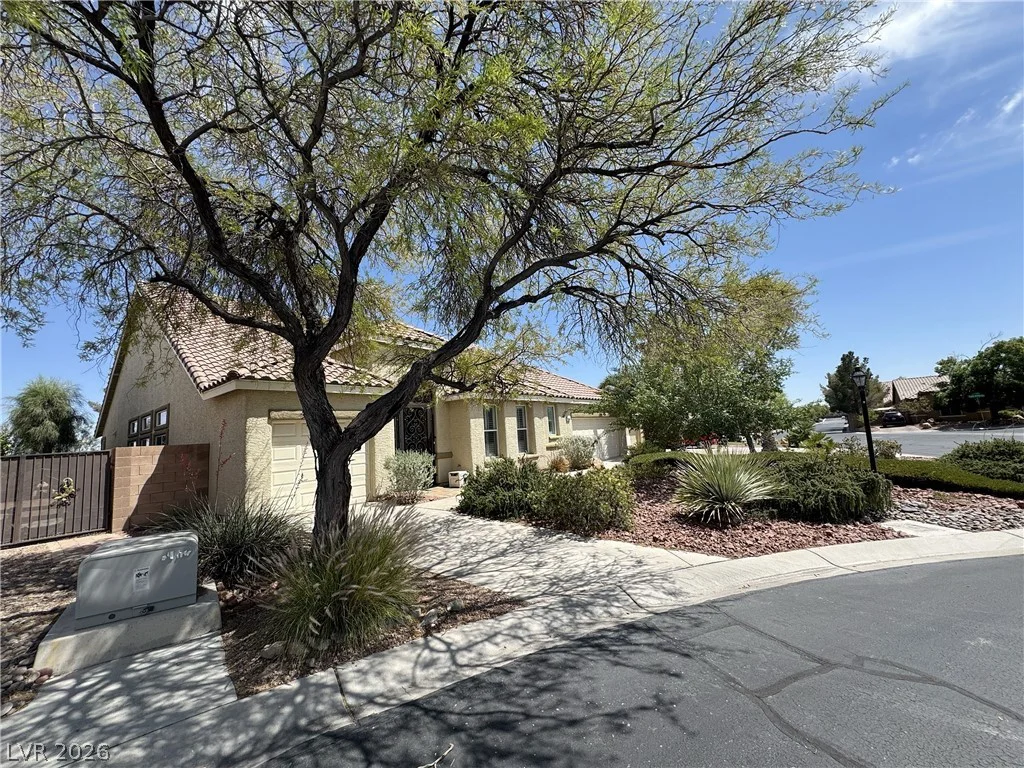 8804 Willow Cabin, Las Vegas, NV 89131