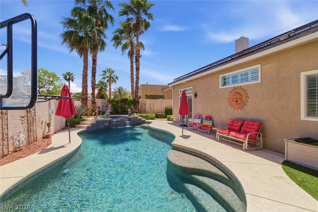 327 Quiet Harbor, Henderson, NV 89052