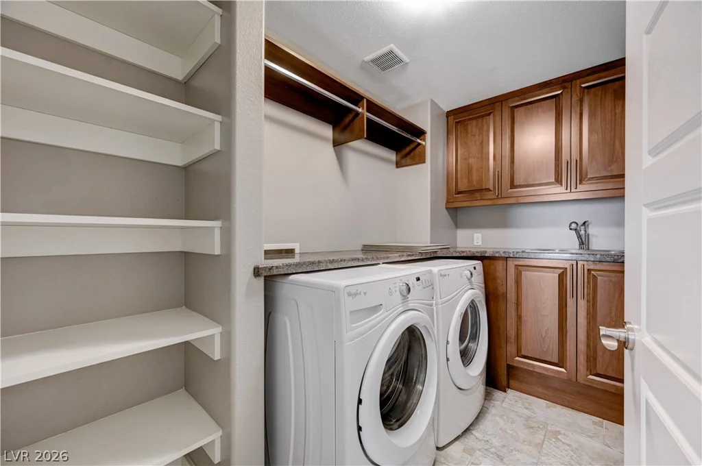 2555 Hampton, Henderson, NV 89052