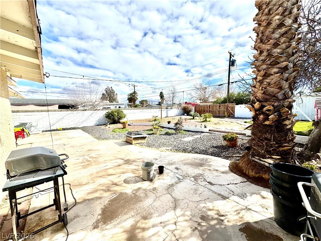 1908 Linden, Las Vegas, NV 89101