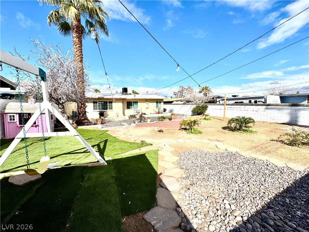 1908 Linden, Las Vegas, NV 89101