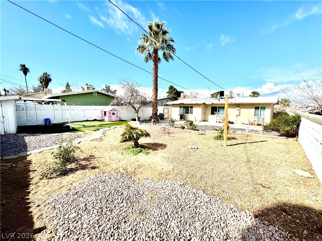 1908 Linden, Las Vegas, NV 89101