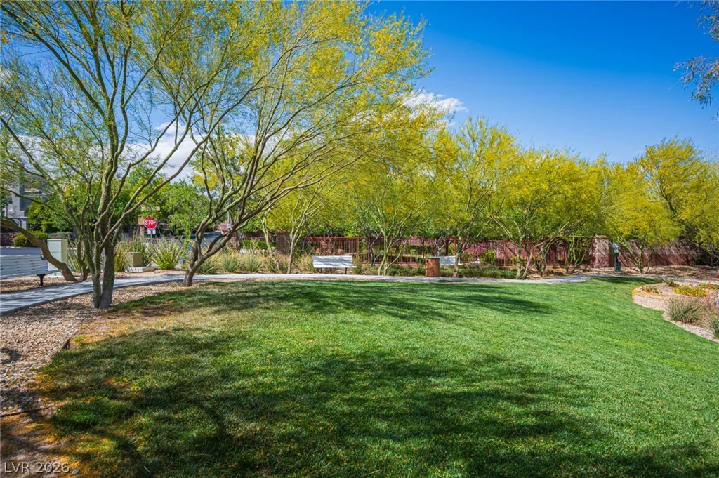 10729 Beecher Park, Las Vegas, NV 89166